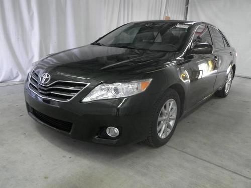 2011 toyota camry le v6 6-spd at must see