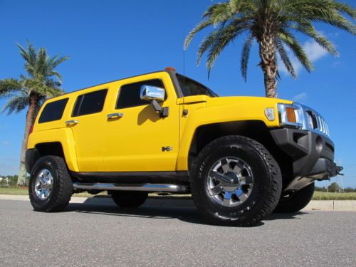 Hummer h3x 4x4 suv with all the toys leather sunroof super clean new tires