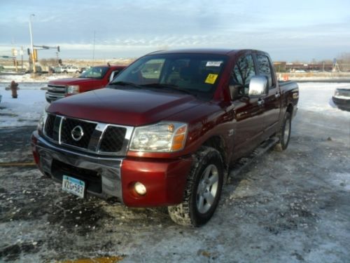 Crew cab 4dr, 4x4, 5.6 v8, loaded, extra clean, warranty !!!