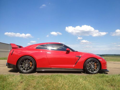 2012 nissan gtr solid red switzer p800 kitted with many more mods new wheels