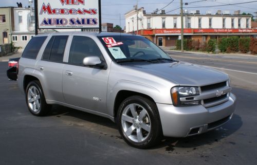 2007 chevrolet trailblazer ss ls2 6.0l v8 400hp immaculate 1-owner loaded awd