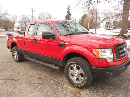 Ford f-150 stx, 4x4, red, great condition, rhino lining, extended cab, 4 door