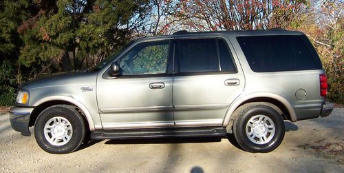 1999 ford expedition "eddie bauer" edition very clean and runs excellent