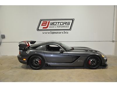 2009 dodge viper acr only 3k only 5 graphite built this combination