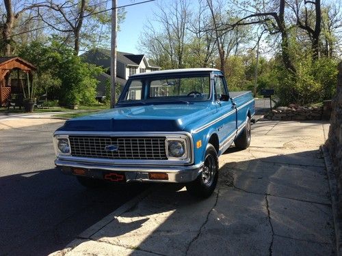 1971 chevrolet c-10 deluxe pick-up only 70,800k
