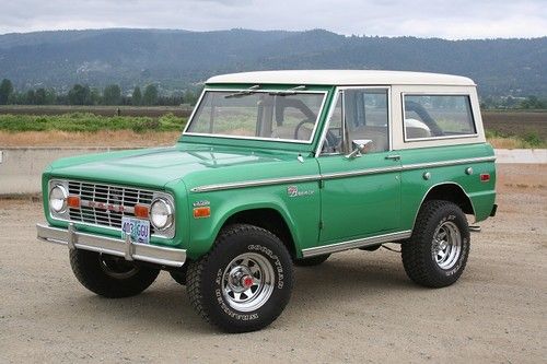 1971 early classic ford bronco sport 4x4, metallic green, nice!