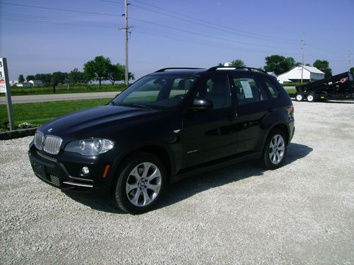 2009 bmw x5 4.8i awd black w/ grey leather, panoramic roof .absolutely beautiful