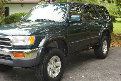 No rust florida 1998 toyota 4runner 4x4 limited leather sunroof 162k miles  nice