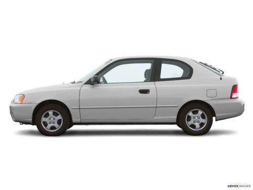 2001 hyundai accent gs hatchback 3-door 1.6l