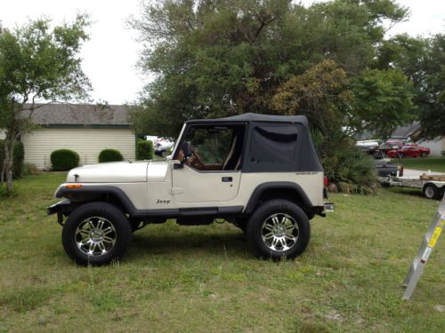 1995 jeep wrangler jy 4x4 one owner clean ready to ride...