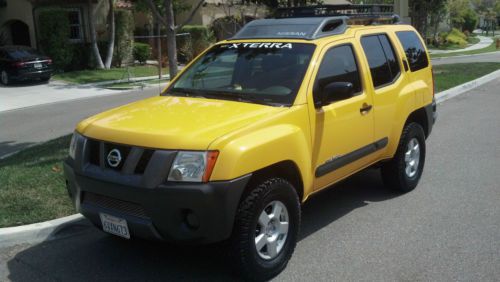 2008 nissan xterra, yellow, automatic, rwd, low miles!!!