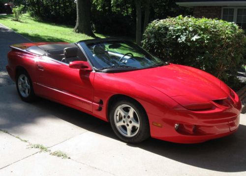 1999 firebird convertible 3.8 v6  excellent condition , babied for 29500 miles