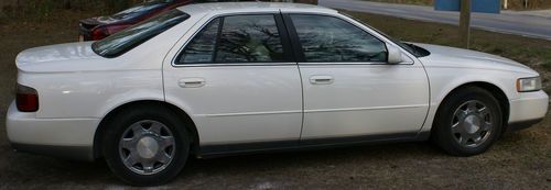 1998 cadillac seville sls sedan 4-door 4.6l