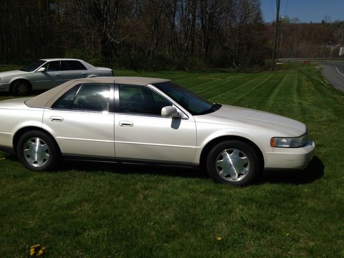 99 cadilac seville sts very clean