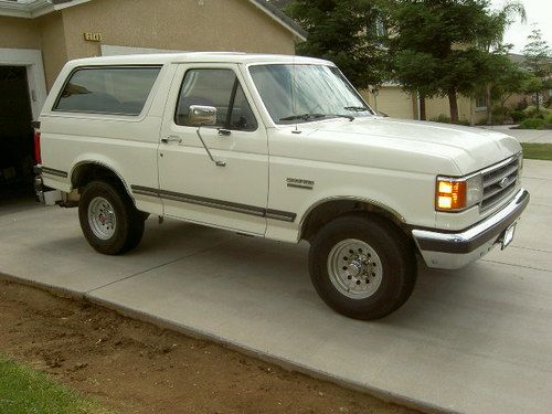 No reserve 1991 bronco xlt 4x4 fully loaded with 5.8 at pw pb well maintained