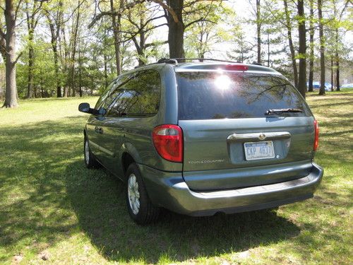 2006 chrysler town &amp; country touring