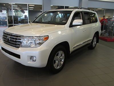 4x4, nav, leather, cooled leather, white, moonroof, heated steering wheel