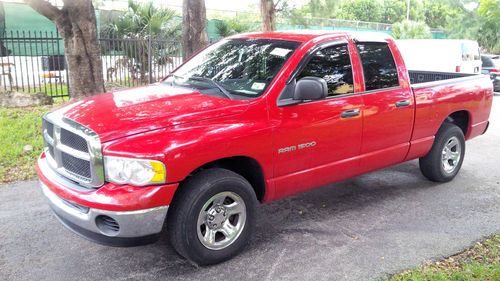 Dodge ram 1500 slt crew cab 2004 red color !! great truck !!