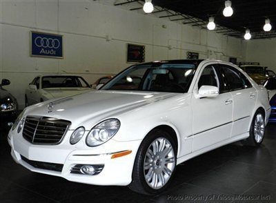E550 v8 power *sport package *panorama roof *navigation *a/c seats white &amp; black