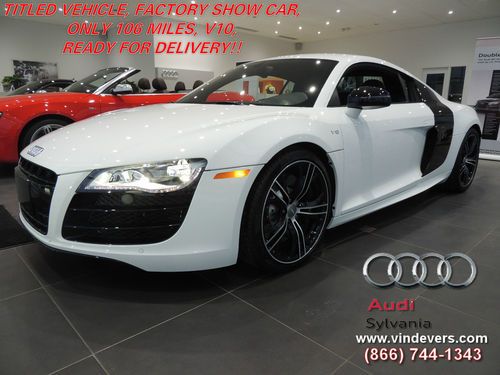 2012 audi r8 coupe 2-door 5.2l factory show car must see!!