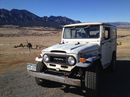 1974 toyota fj40 land cruiser daily driver or light restoration project