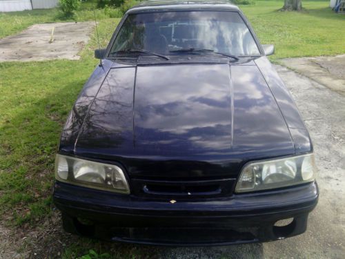 1991 ford mustang gt hatchback 2-door 5.0l