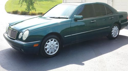 Aspen green 1998 mercedes e 320, near flawless condition, sunroof, leather