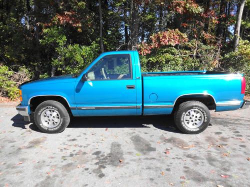 1996 gmc 1500 you wont believe the condition of this one. only 83,382 miles.look