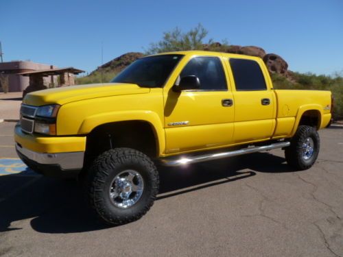 06 chevy 2500 hd crew cab shorty 4x4 6.0 vortec at new lift &amp; tires rare yellow
