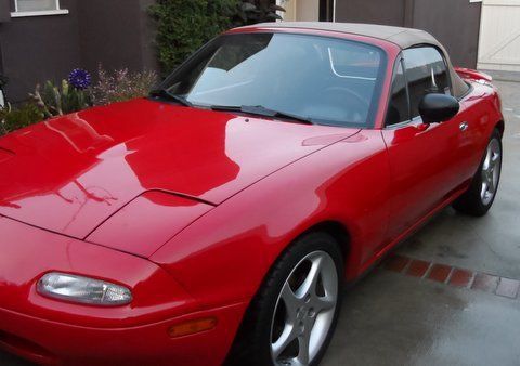 Mazda miata 1992 red convertible clean for parts or repair