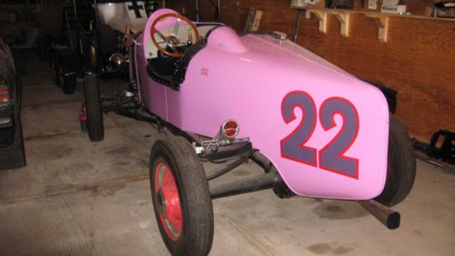 1929 ford model &#034;a&#034; racer, excellent, low mileage, new 12 volt system, turn key.