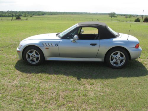 Bmw z3 roadster convertible, excellent condition, low miles, 1996, 1.9l, 5 speed