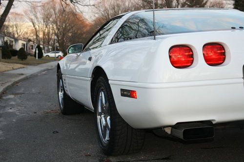 1994 corvette, targa, zr-1 wheels, lt1, auto, garaged, low miles, not one nicer