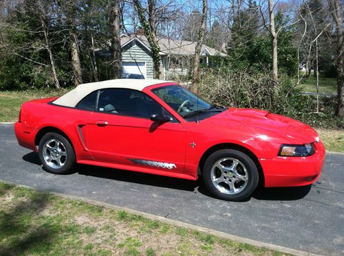 2003 ford mustang convertible