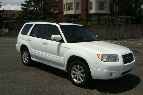 2007 subaru forester premium awd wagon 4 cyl 5 spd moonroof clean!! no reserve!!