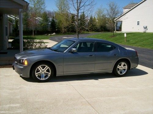 2006 charger r/t 5.7l  - "immaculate" ~~must sell~~