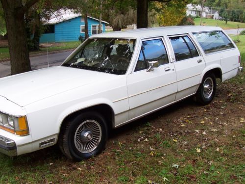 1988 ford crown victoria station wagon town &amp; country 5.0 compltete car