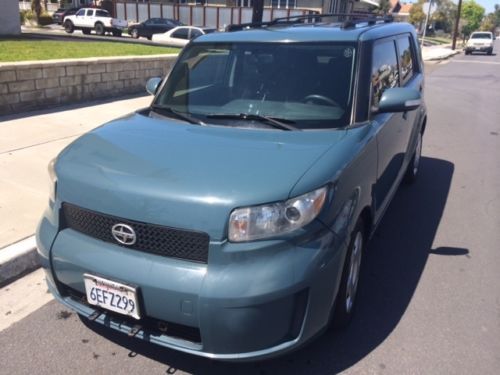 2008 scion xb wagon one owner tow-ready installed,blue ox, tom-tom navigation