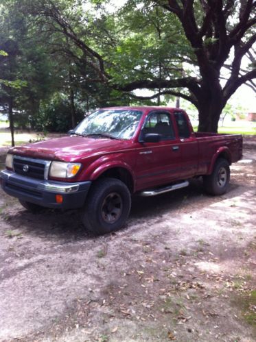 Toyota rough and tough work truck - low miles