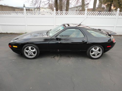 928gts w 23k actual miles and in show condition!