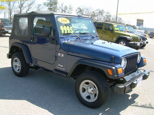 2004 jeep wrangler x 4x4, low low miles!!!!!  ready to go!!!!