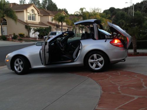 2nd owner, california car- 41k mile convertible. loaded. clean autocheck/carfax