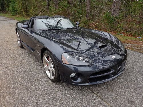 2006 dodge viper srt 10 convertible  with only 2,253 miles