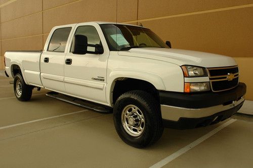 07 chevy silverado 2500hd lt crew cab long bed diesel 2wd one owner  mint cond