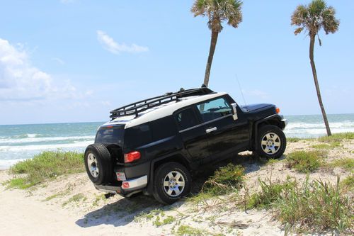 2010 toyota fj cruiser with trd off-road performance tune-up and expedition pack