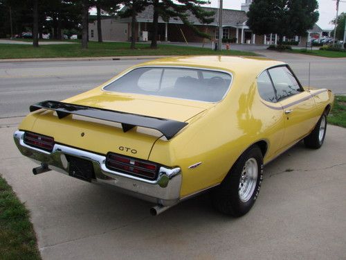 1969 pontiac true gto yellow/black sharp  402 bb chevy 400 a/t affordable goat