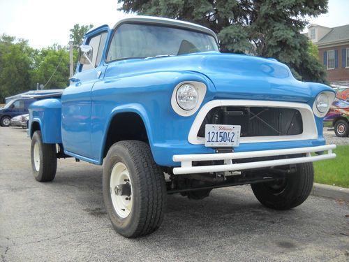 55 56 57 chevy 4 wheel drive pick up truck