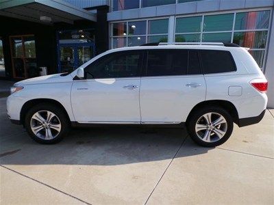 2011 toyota highlander limited! clean carfax! one owner