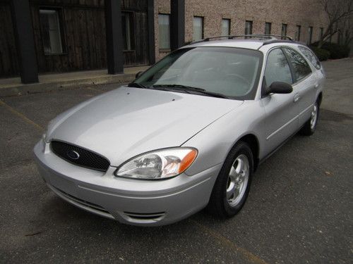 We finance! 2000 ford taurus se wagon.only 42k original miles with warranty!