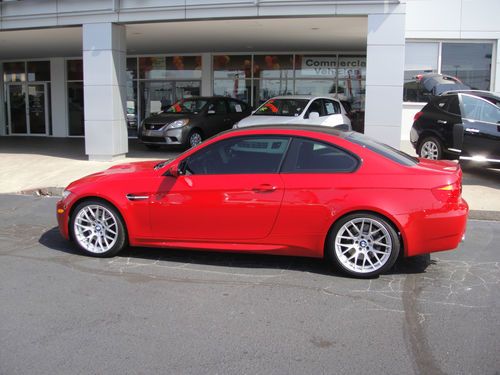 2013 bmw m3 coupe 2-door 4.0l 898 miles 1 owner local trade extra clean nice!!
